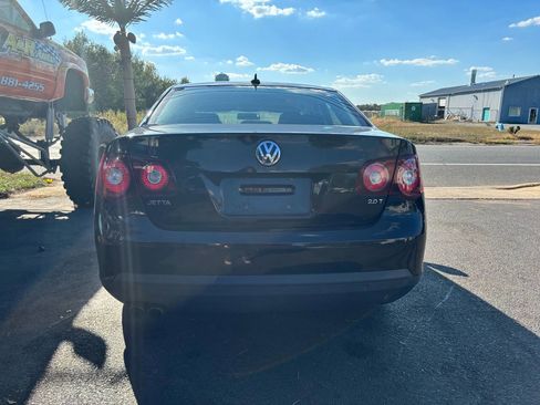 Used 2008 Volkswagen Jetta Wolfsburg Edition image 5
