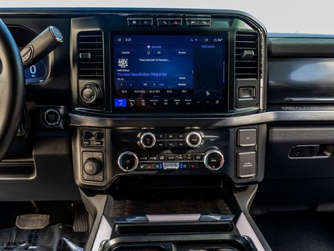 Used 2023 Ford F250 Lariat w/ Lariat Ultimate Package image 24