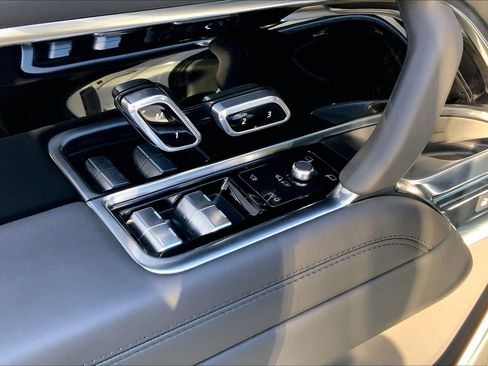 New 2026 Land Rover Range Rover SE AWD/4WD image 21