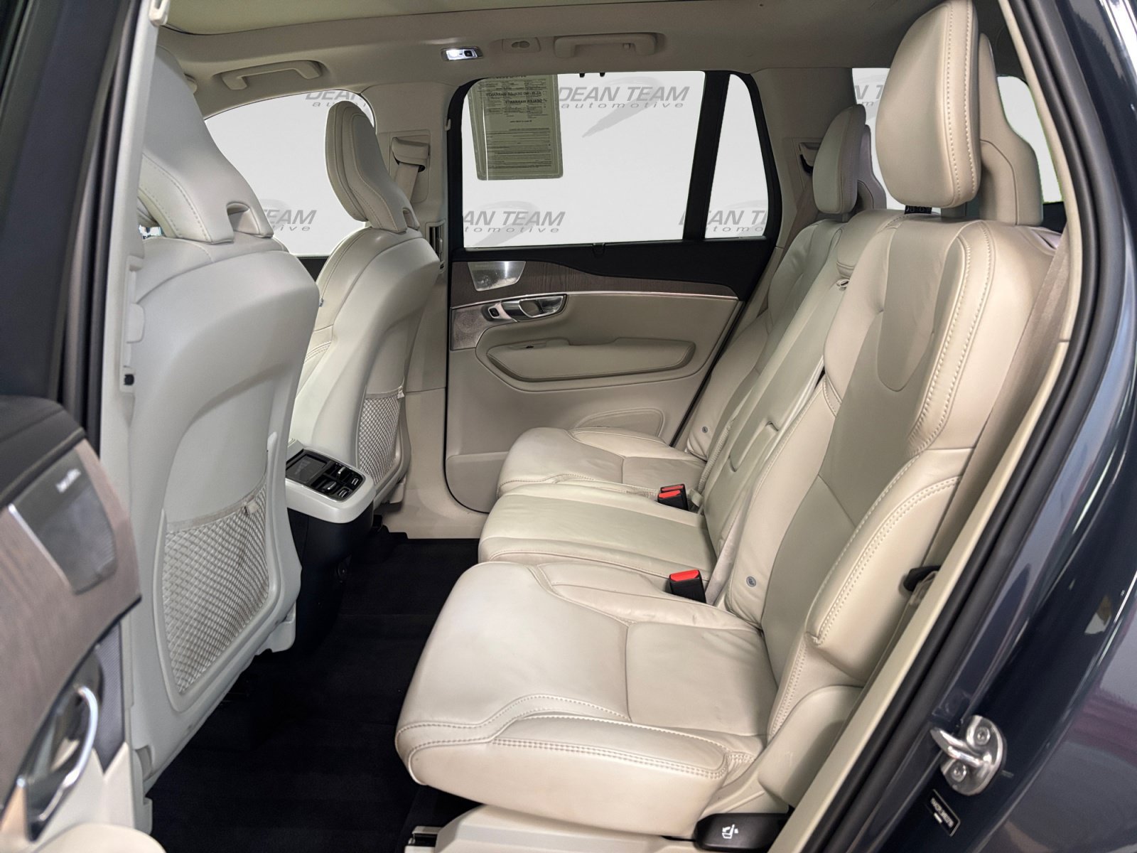 Used 2022 Volvo XC90 T6 Inscription AWD/4WD image 12