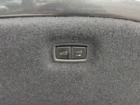 Certified 2022 Audi e-tron GT Prestige w/ Prestige Package AWD/4WD image 37
