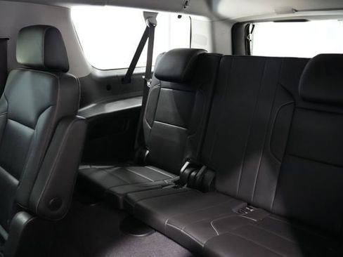 Used 2020 GMC Yukon XL SLT AWD/4WD image 17