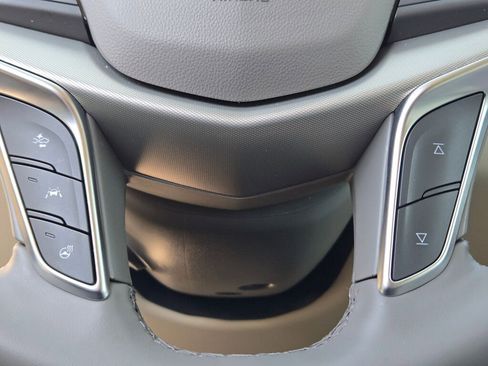 Used 2025 Cadillac XT5 Premium Luxury w/ LPO, Floor Liner Package image 43