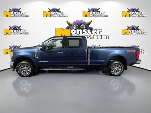 Used 2017 Ford F250 XLT w/ XLT Premium Package image 8