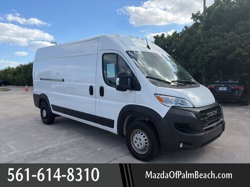 Used 2024 RAM ProMaster 2500 w/ Convenience Group image 1