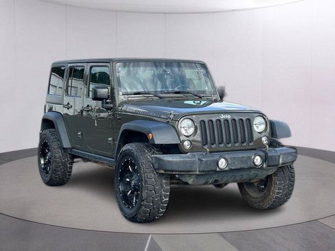 Used 2016 Jeep Wrangler Unlimited Rubicon w/ Connectivity Group AWD/4WD image 8