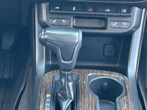 Used 2018 GMC Canyon Denali RWD image 20