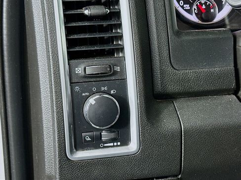 Used 2022 RAM 1500 Classic Warlock AWD/4WD image 14