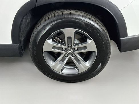 Used 2024 Honda Pilot EX-L image 9