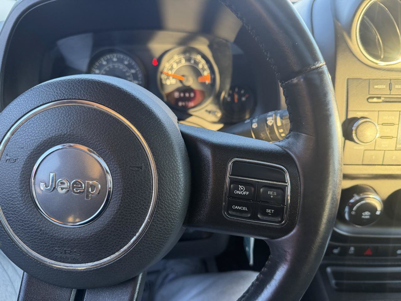 Used 2014 Jeep Patriot High Altitude FWD image 24