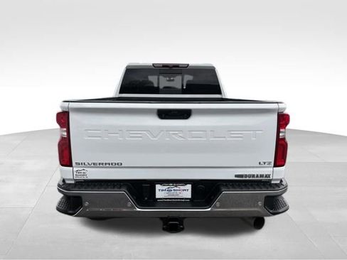 Used 2022 Chevrolet Silverado 2500 LTZ w/ LTZ Convenience Package image 10
