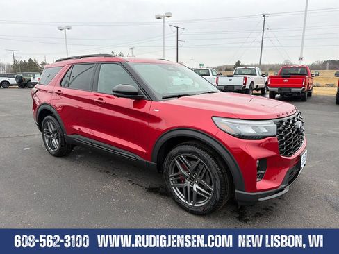 New 2026 Ford Explorer ST-Line w/ ST-Line Street Pack AWD/4WD image 7