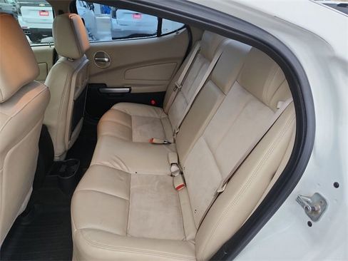 Used 2008 Pontiac Grand Prix GXP image 22