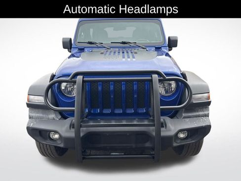 Used 2019 Jeep Wrangler Sport image 9