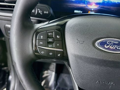 Used 2022 Ford Escape SEL w/ Technology Package AWD/4WD image 22