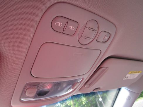 Used 2012 Kia Sedona LX w/ PWR Pkg FWD image 28