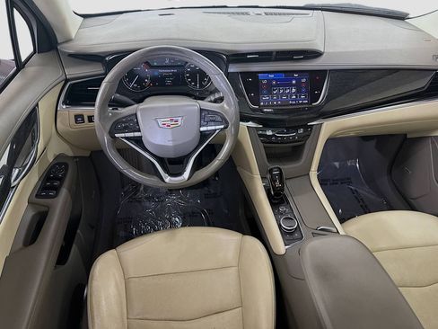 Used 2022 Cadillac XT6 Premium Luxury image 15