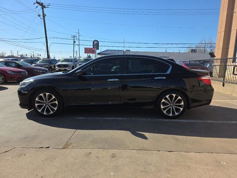 Used 2014 Honda Accord Sport image 8