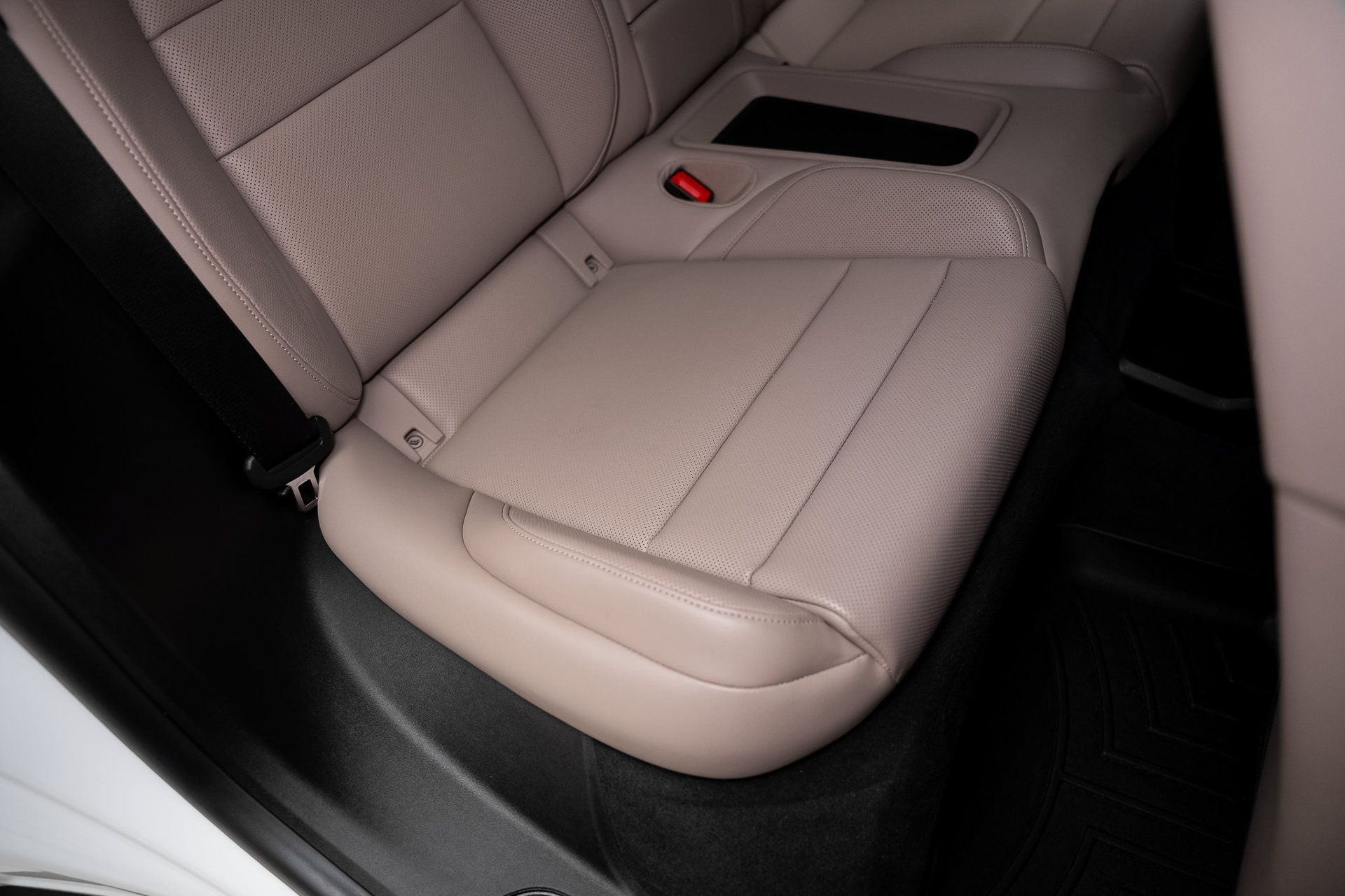 Used 2022 Porsche Taycan RWD image 62
