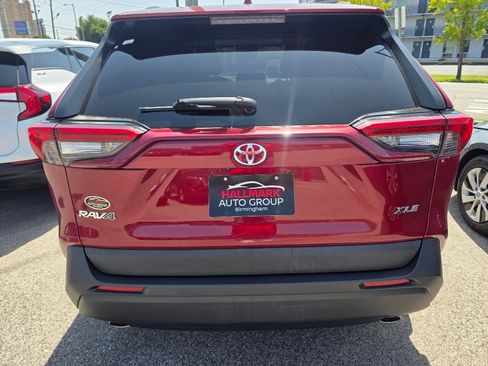 Used 2023 Toyota RAV4 XLE FWD image 3