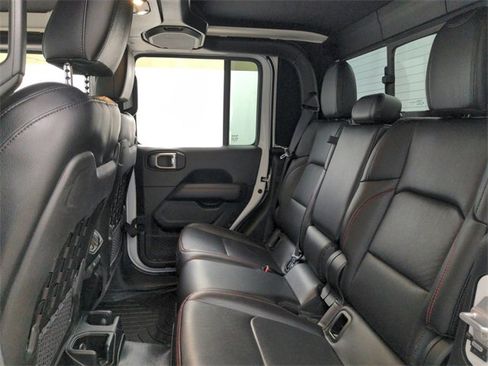 Used 2020 Jeep Gladiator Rubicon image 35
