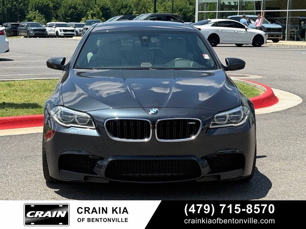 Used 2014 BMW M5 RWD image 2