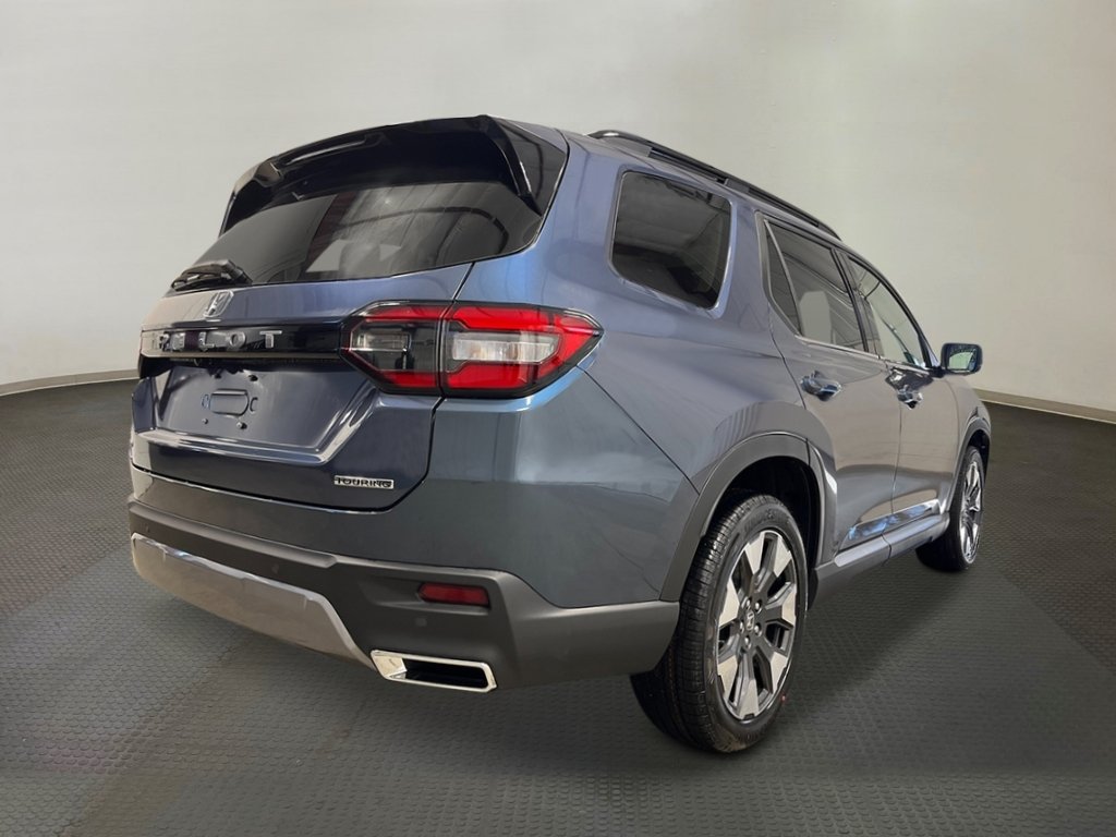 New 2026 Honda Pilot Touring image 5