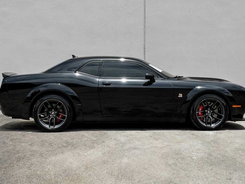 Used 2021 Dodge Challenger R/T Scat Pack RWD image 7