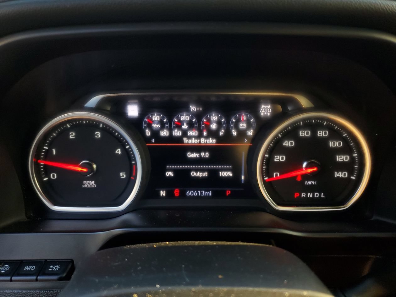 Used 2021 Chevrolet Silverado 3500 High Country w/ Technology Package AWD/4WD image 32
