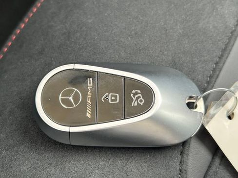 Used 2024 Mercedes-Benz C 43 AMG 4MATIC Sedan image 35