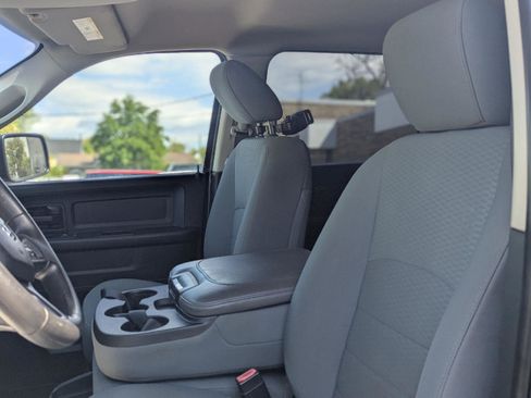Used 2017 RAM 1500 Express AWD/4WD image 22