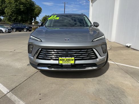 Used 2025 Buick Envision Preferred image 3