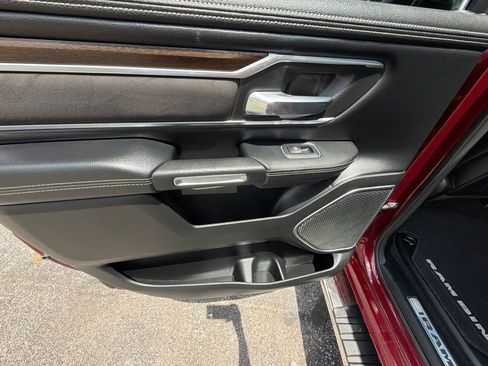 Used 2021 RAM 1500 Laramie AWD/4WD image 33