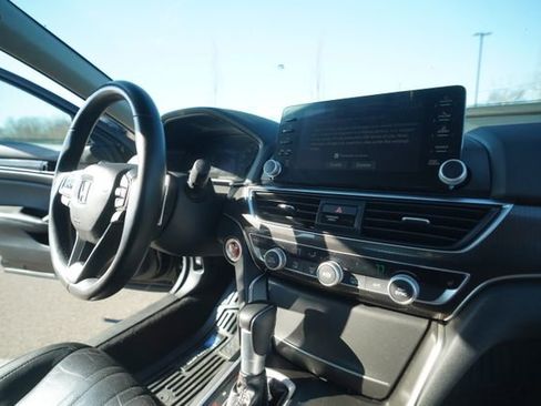 Used 2021 Honda Accord Sport Special Edition image 31