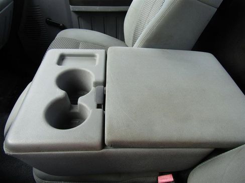 Used 2011 Ford F250 XL image 17