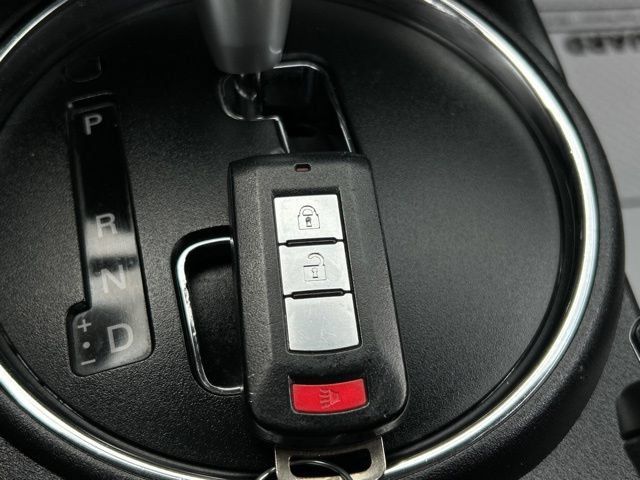 Used 2017 Mitsubishi Outlander Sport SE FWD image 41