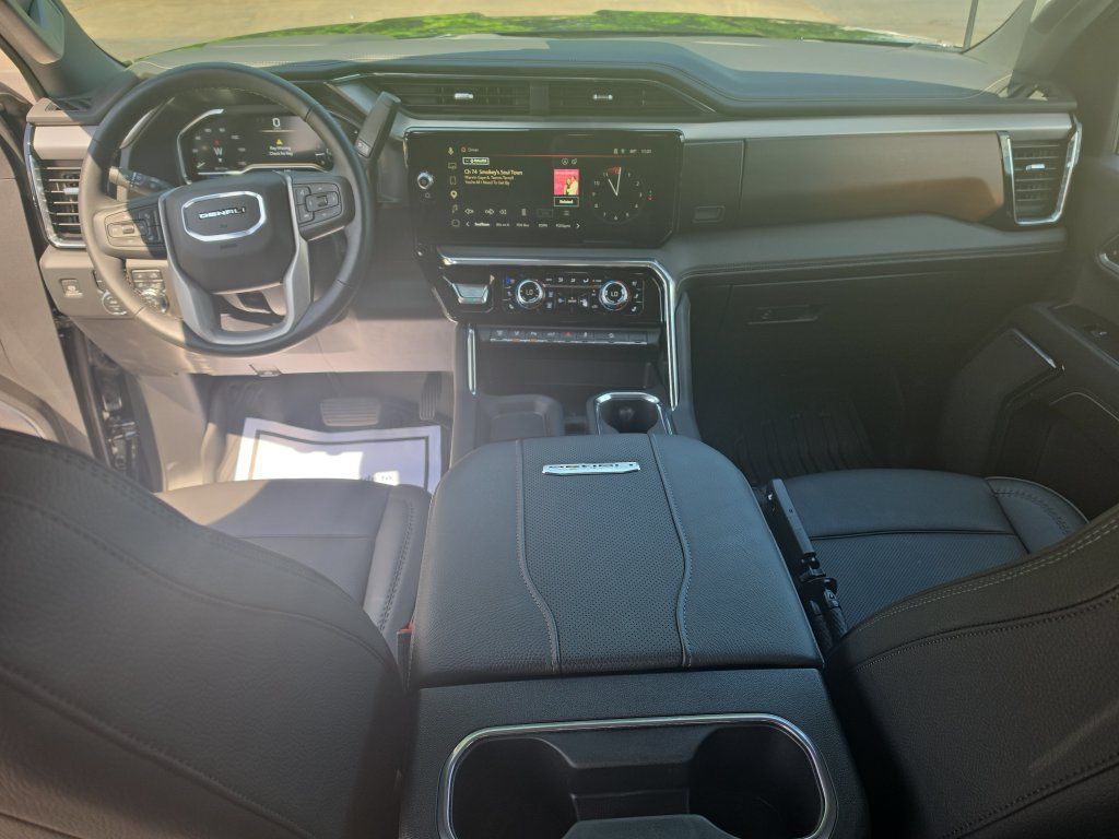 Certified 2024 GMC Sierra 3500 Denali w/ Denali Reserve Package AWD/4WD image 22