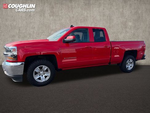 Used 2018 Chevrolet Silverado 1500 LT AWD/4WD image 4