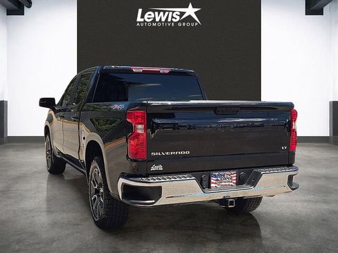 Used 2023 Chevrolet Silverado 1500 LT AWD/4WD image 3