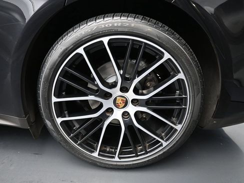 Certified 2023 Porsche Panamera Platinum Edition RWD image 10