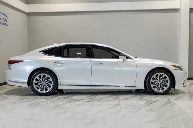 Used 2018 Lexus LS 500 w/ Accessory Package (Z1) RWD image 11