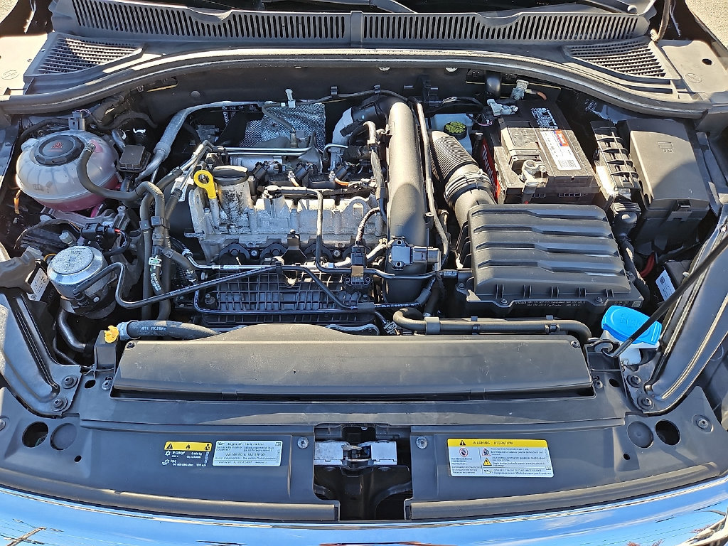 Used 2021 Volkswagen Jetta SE w/ SE Cold Weather Package FWD image 30
