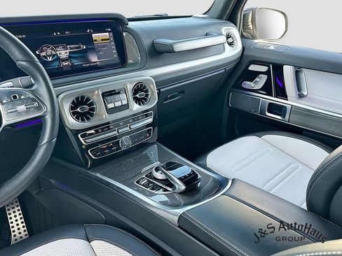 Used 2021 Mercedes-Benz G 550 image 30
