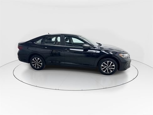 Used 2023 Volkswagen Jetta S image 9