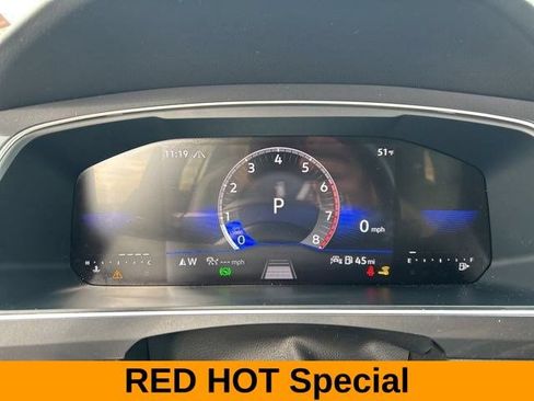 Used 2024 Volkswagen Tiguan Wolfsburg Edition AWD/4WD image 11
