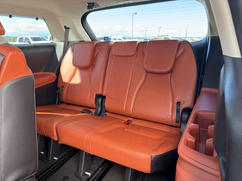 Used 2024 Kia Carnival SX FWD image 34