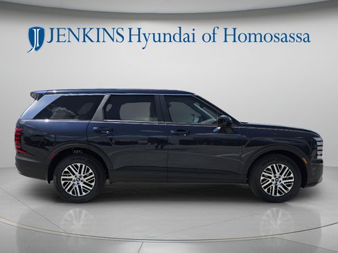 New 2026 Hyundai Palisade SE FWD image 2
