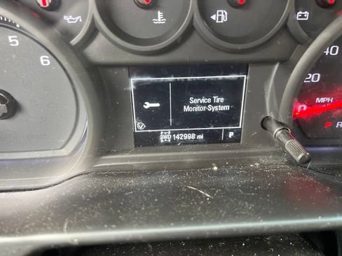 Used 2020 Chevrolet Silverado 1500 Custom Trail Boss w/ Custom Convenience Package AWD/4WD image 14