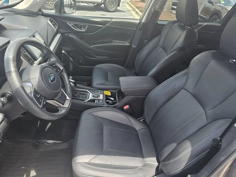 Used 2020 Subaru Forester Limited w/ Popular Package #3 AWD/4WD image 18