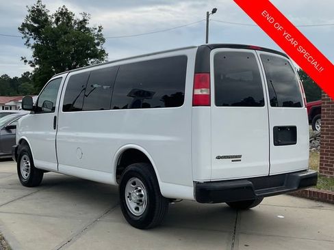 Used 2015 Chevrolet Express 2500 LS image 5